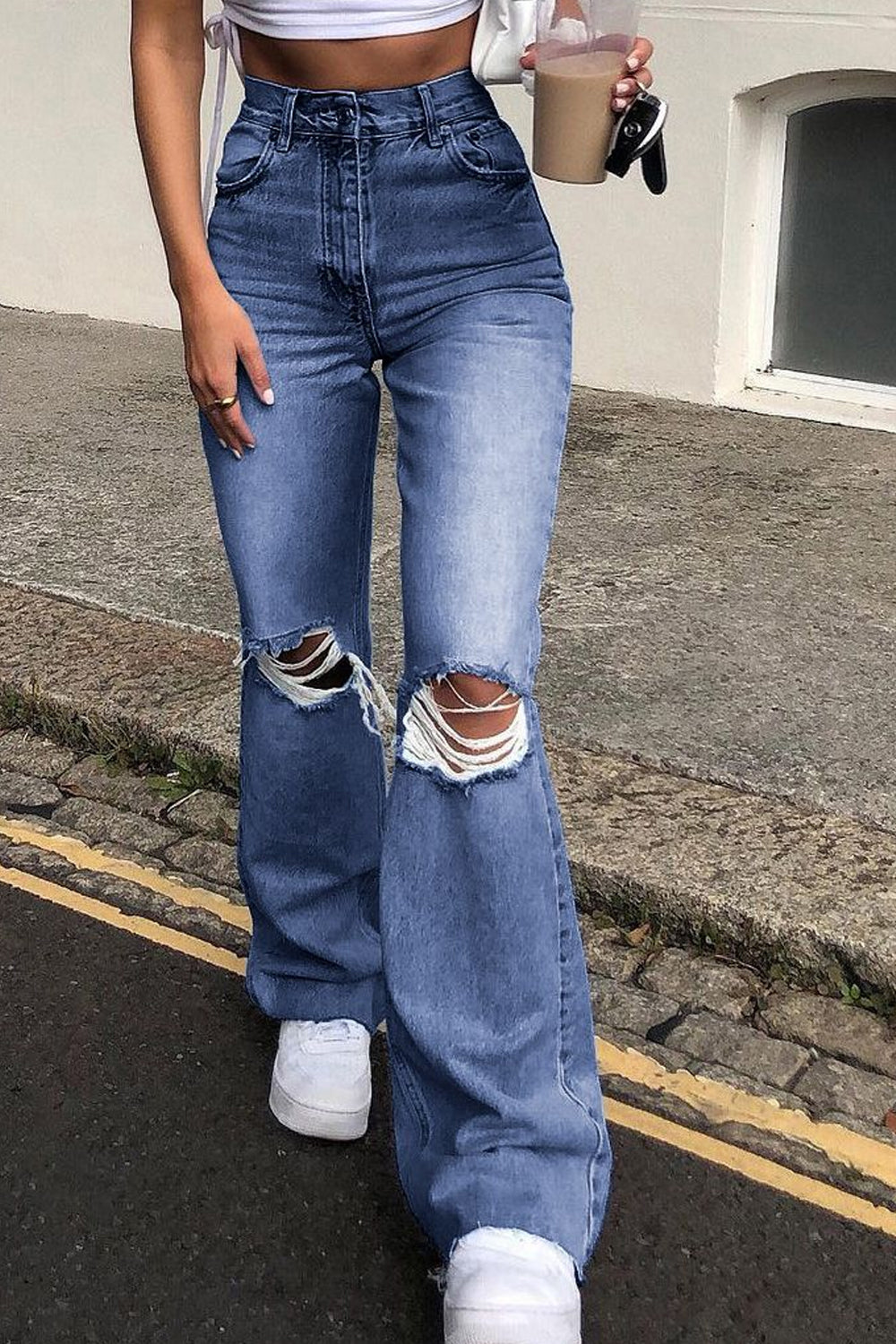 Wide-leg ripped bootcut jeans