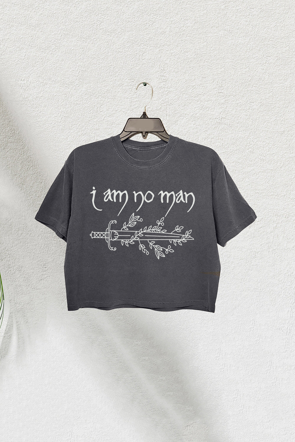 I Am No Man Reading Fandom Crop Tee For Women