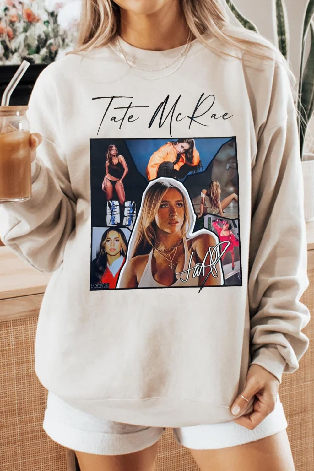 Feelin’ like I’m on tour with Tate McRae 🎵 Sweatshirt