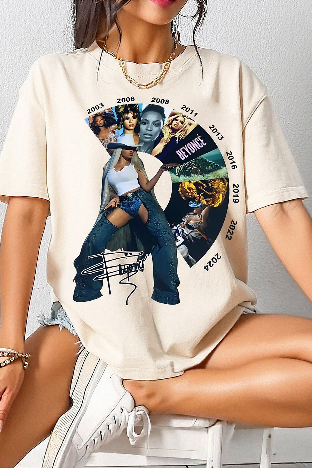 Beyoncé Carter Cowboy Tour Album Tee For Women